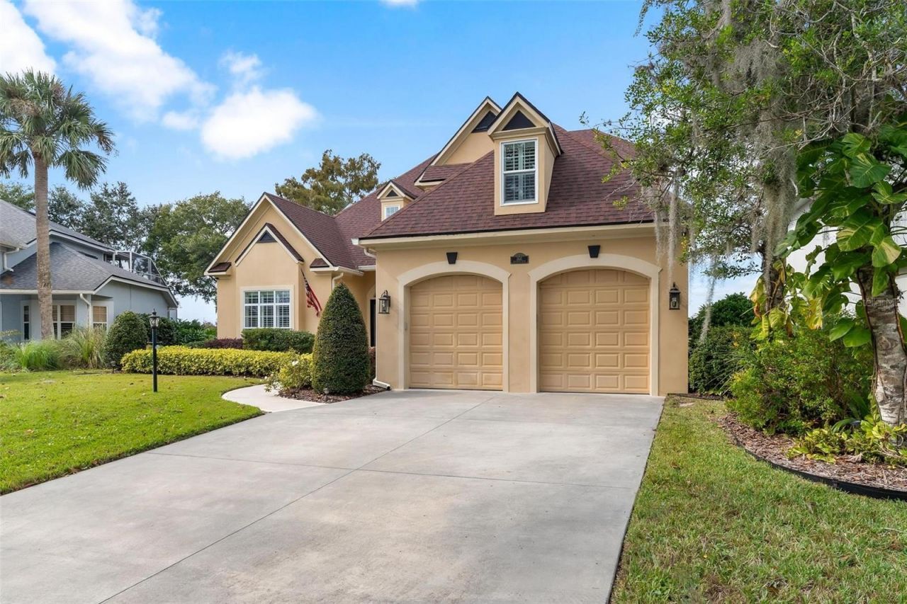 1641 Edgewater Drive , Mount Dora, FL 32757 Photo