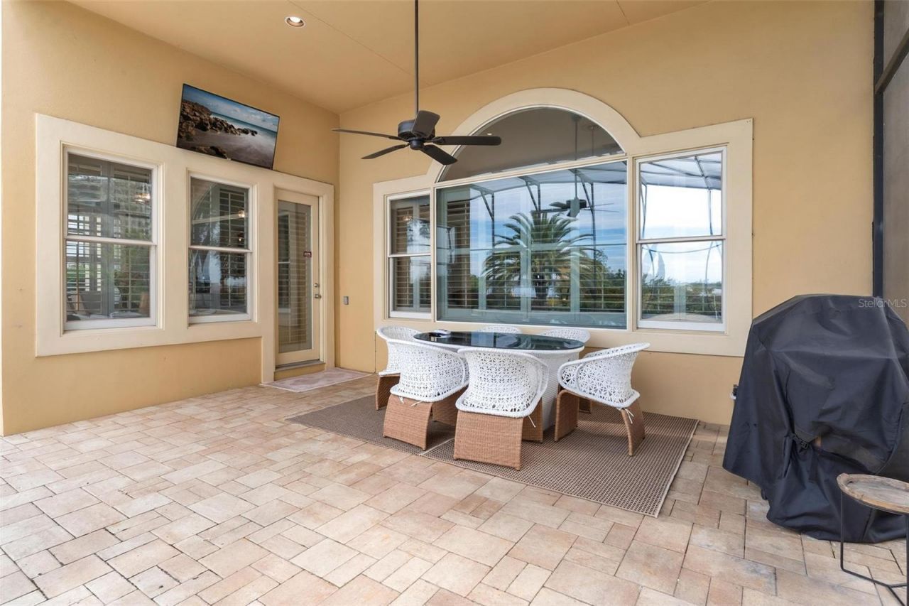 1641 Edgewater Drive , Mount Dora, FL 32757 Photo