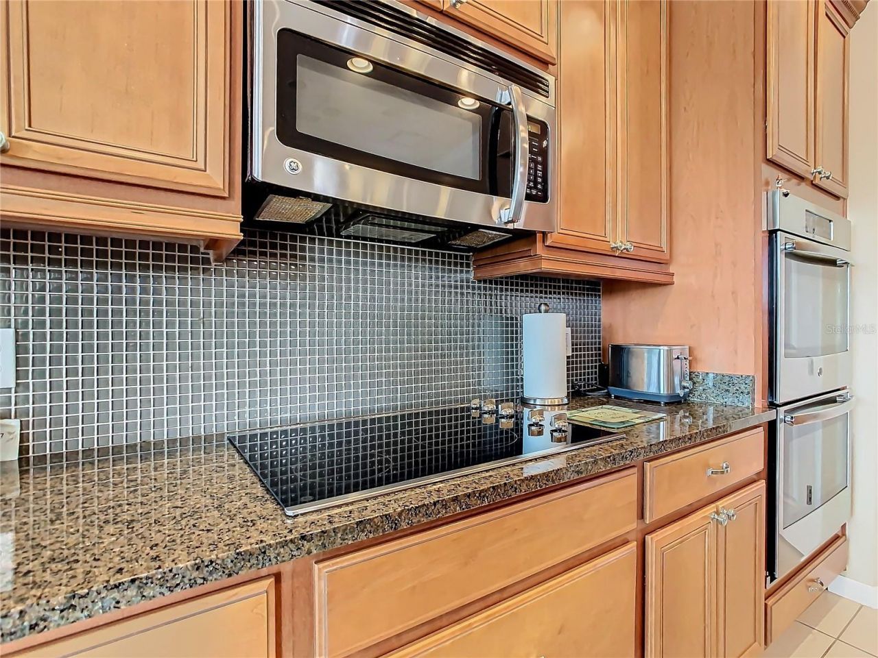 678 Irvine Ranch Road , Kissimmee, FL 34759 Photo