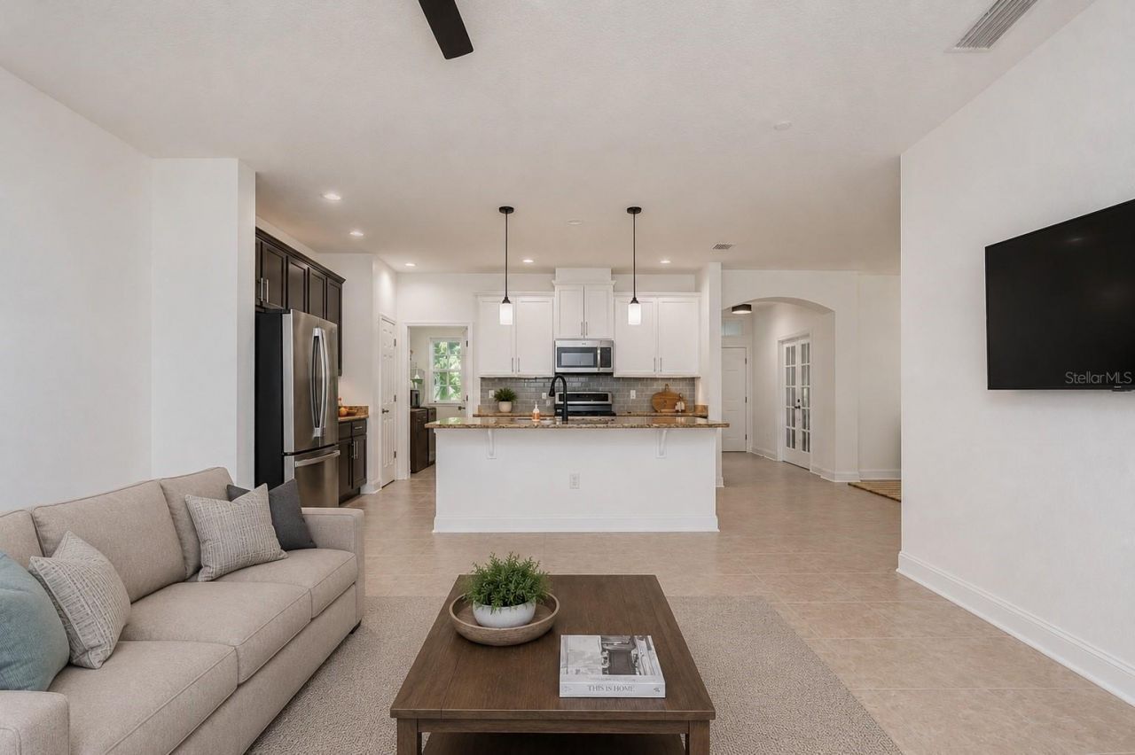 5301 Match Point Place , Lithia, FL 33547 Photo