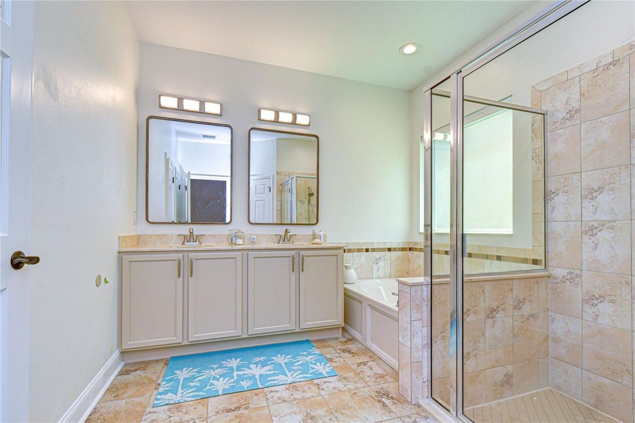 5301 Match Point Place , Lithia, FL 33547 Photo