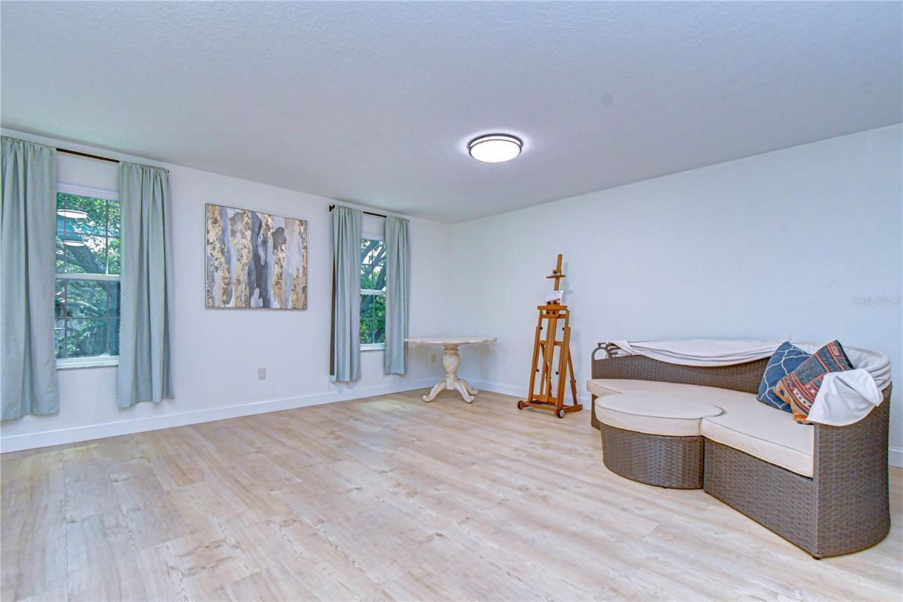 5301 Match Point Place , Lithia, FL 33547 Photo