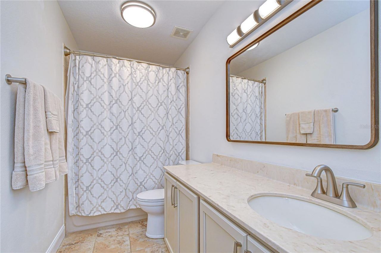 5301 Match Point Place , Lithia, FL 33547 Photo