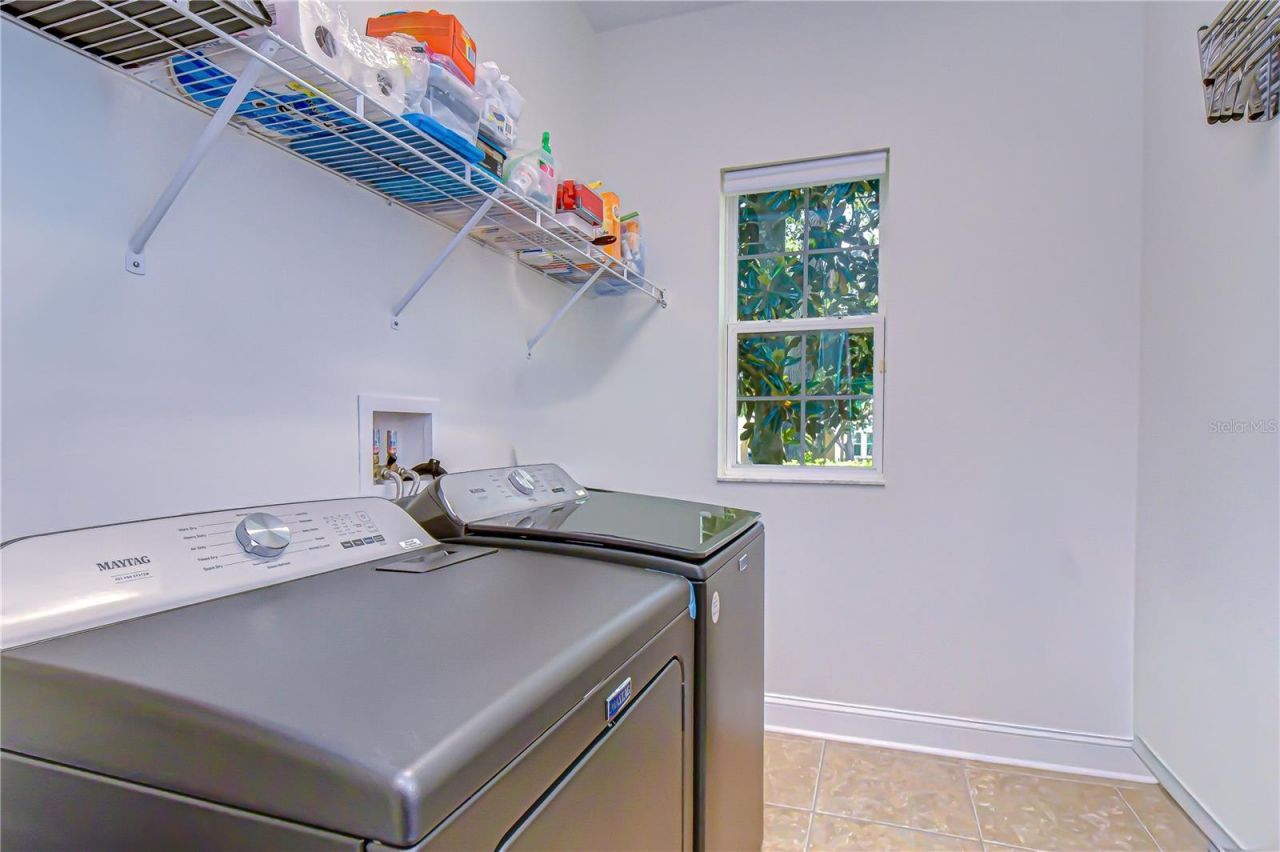 5301 Match Point Place , Lithia, FL 33547 Photo