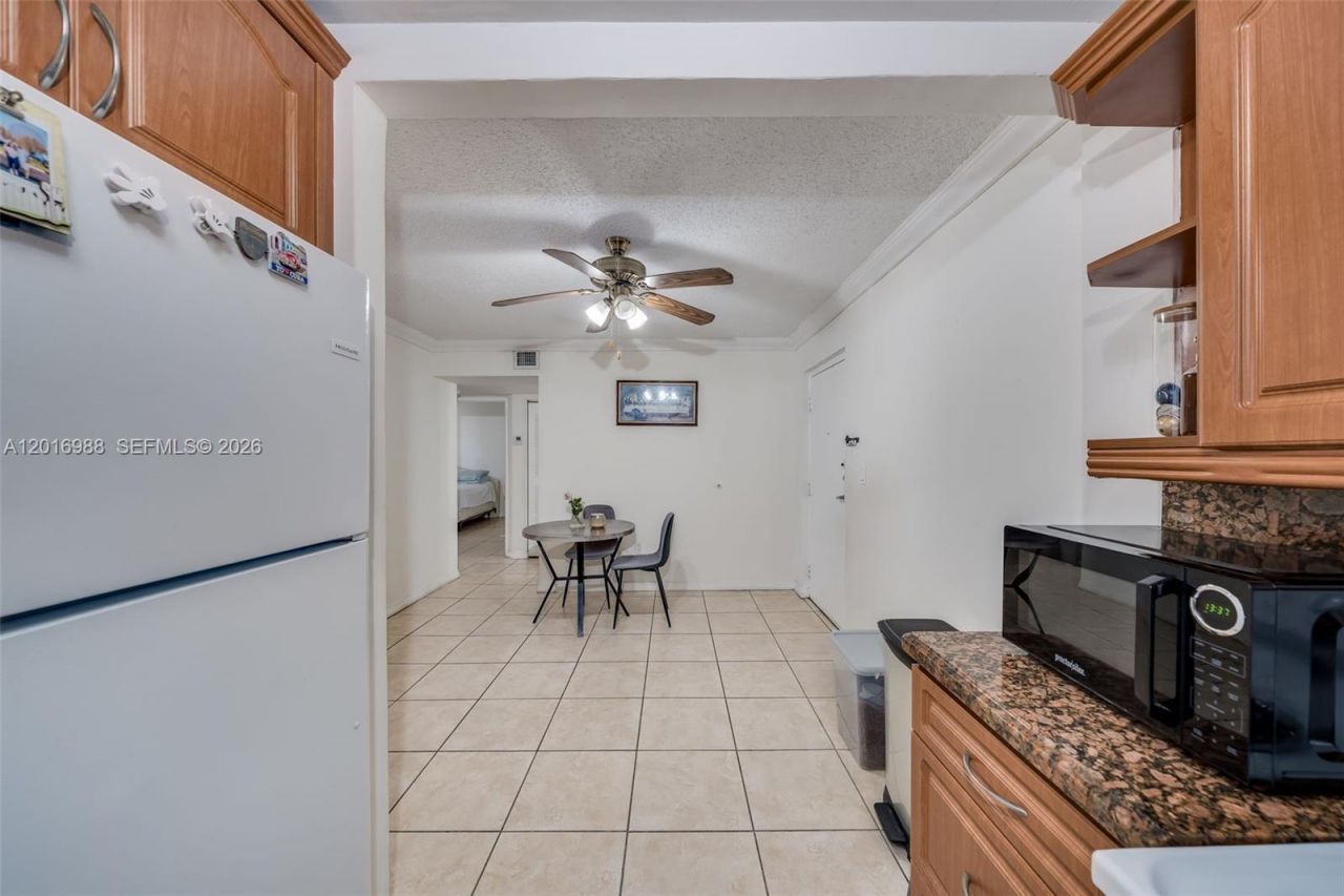 Please Call For Address, Unit 215, Miami, FL 33184 Photo