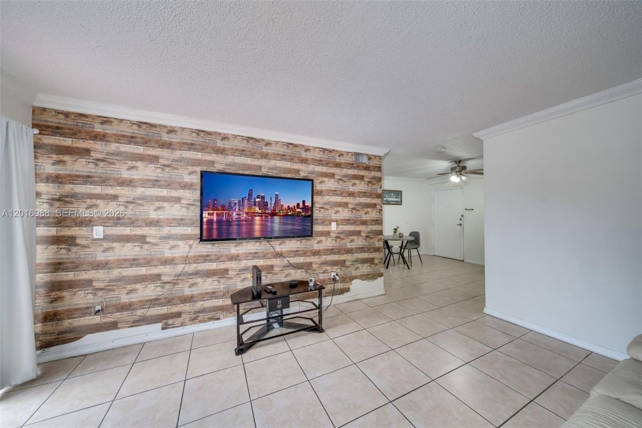 Please Call For Address, Unit 215, Miami, FL 33184 Photo