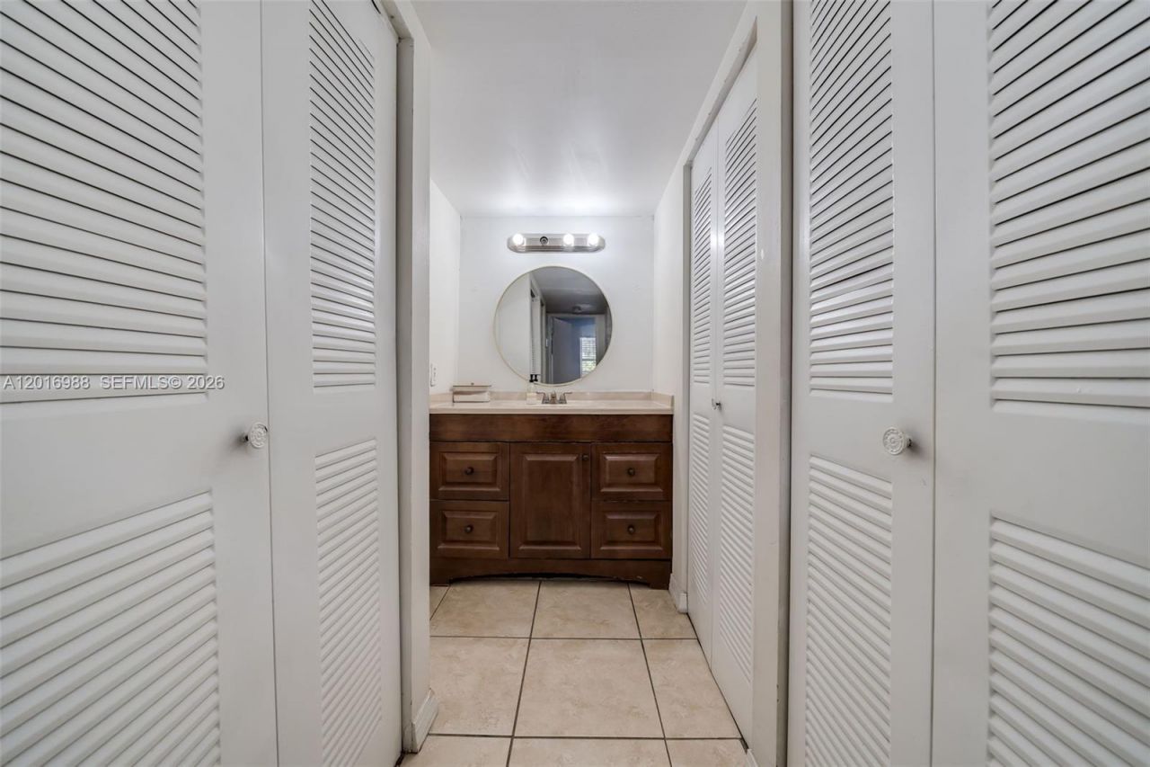 Please Call For Address, Unit 215, Miami, FL 33184 Photo