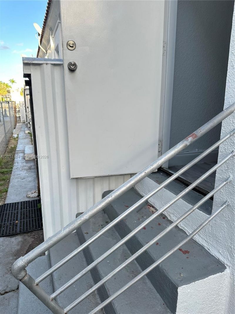 8401 Crespi Blvd , Unit 3, Miami Beach, FL 33141 Photo