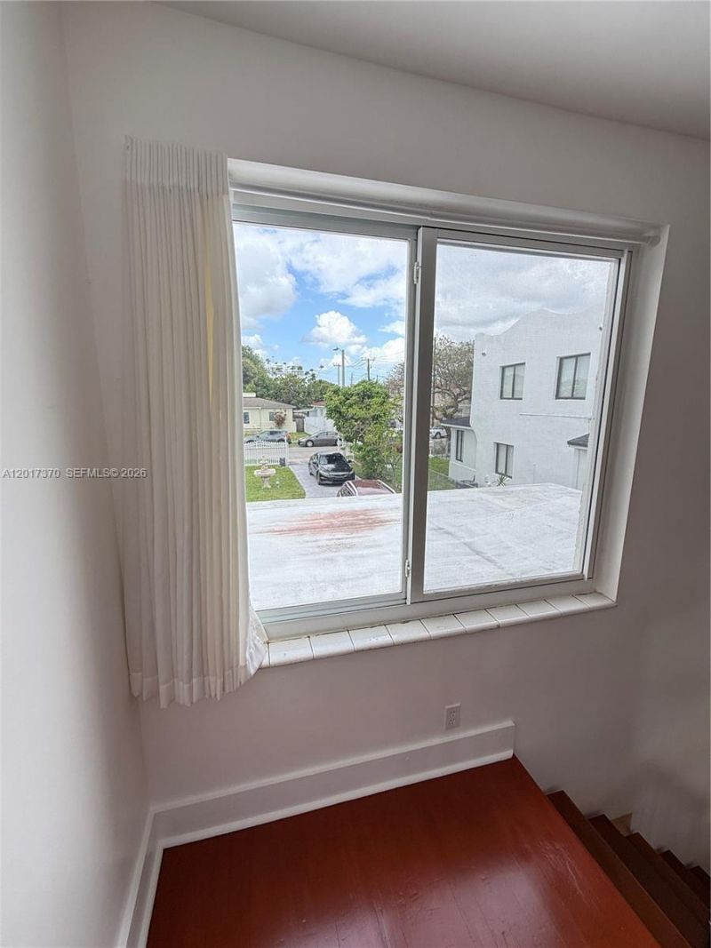 2232 SW 5th St, Miami, FL 33135 Photo