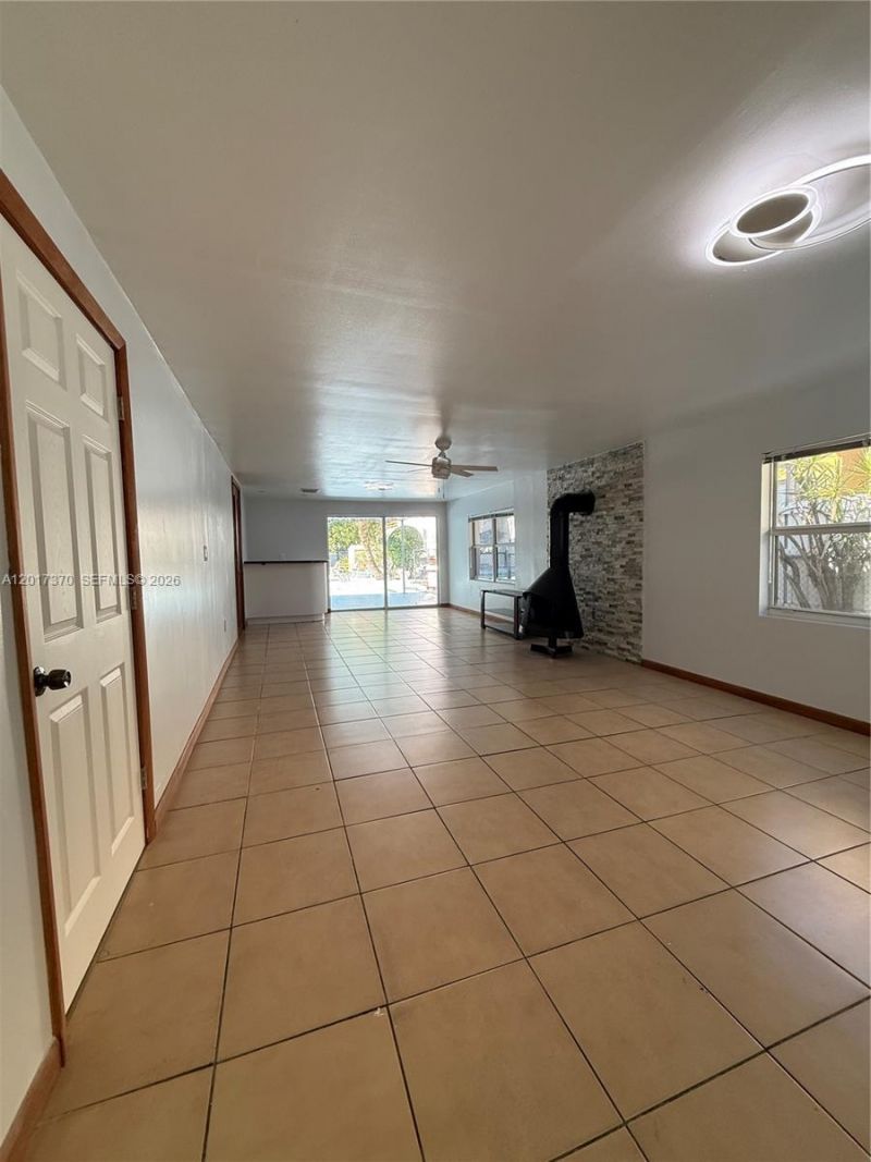 2232 SW 5th St, Miami, FL 33135 Photo