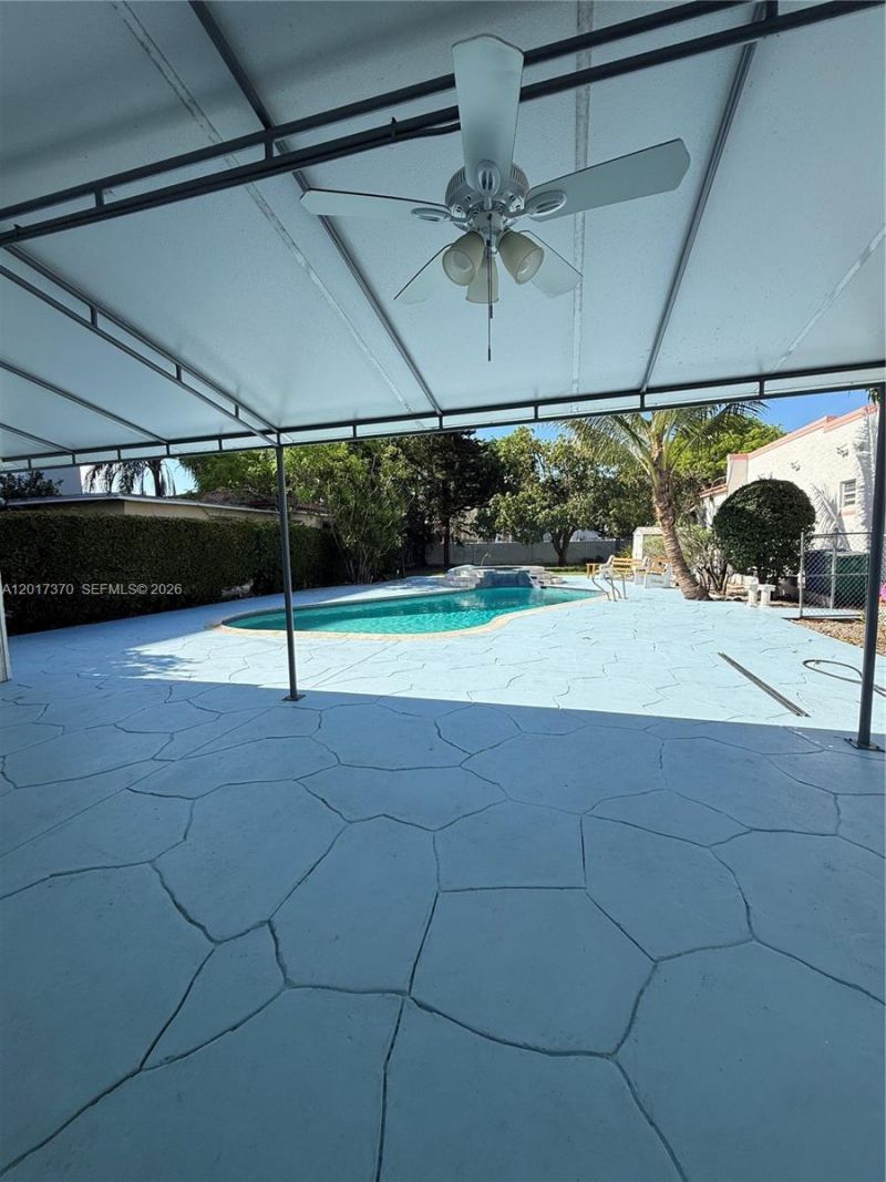 2232 SW 5th St, Miami, FL 33135 Photo