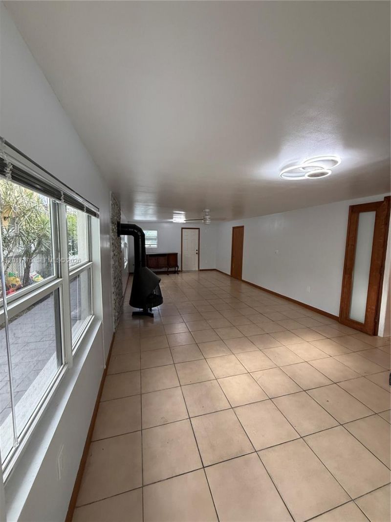 2232 SW 5th St, Miami, FL 33135 Photo