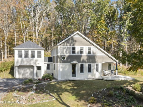 49 Knapp Hollow Lane, Hillsdale, NY 12529