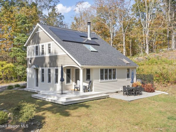 49 Knapp Hollow Lane, Hillsdale, NY 12529