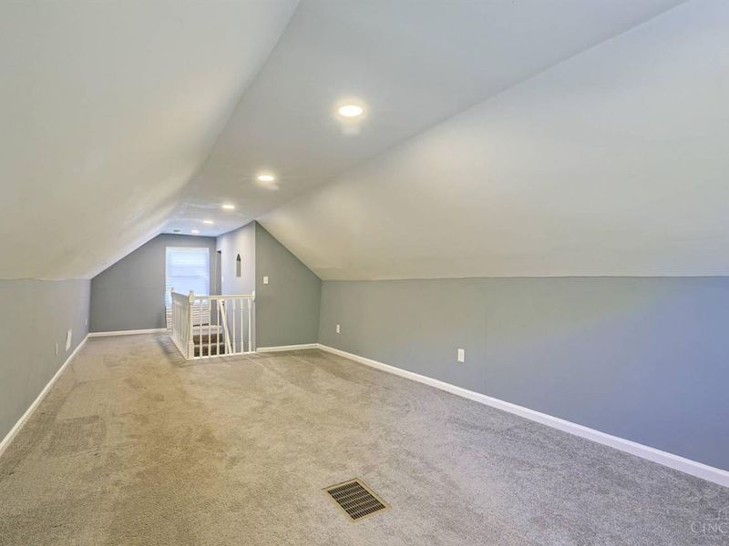 1277 Brushwood Avenue, Cincinnati, OH 45224 Photo 25