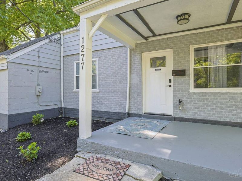1277 Brushwood Avenue, Cincinnati, OH 45224 Photo 3