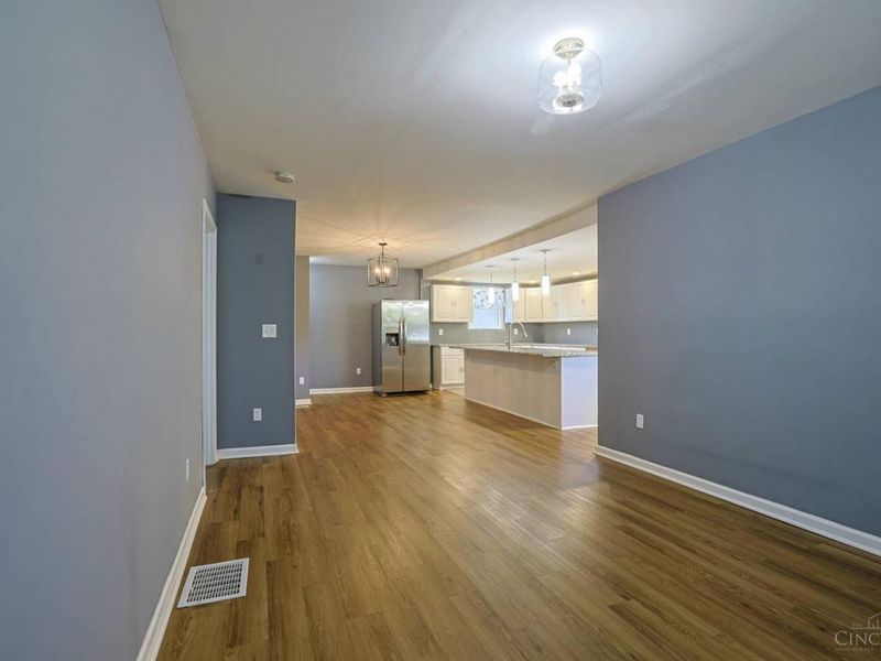 1277 Brushwood Avenue, Cincinnati, OH 45224 Photo 7