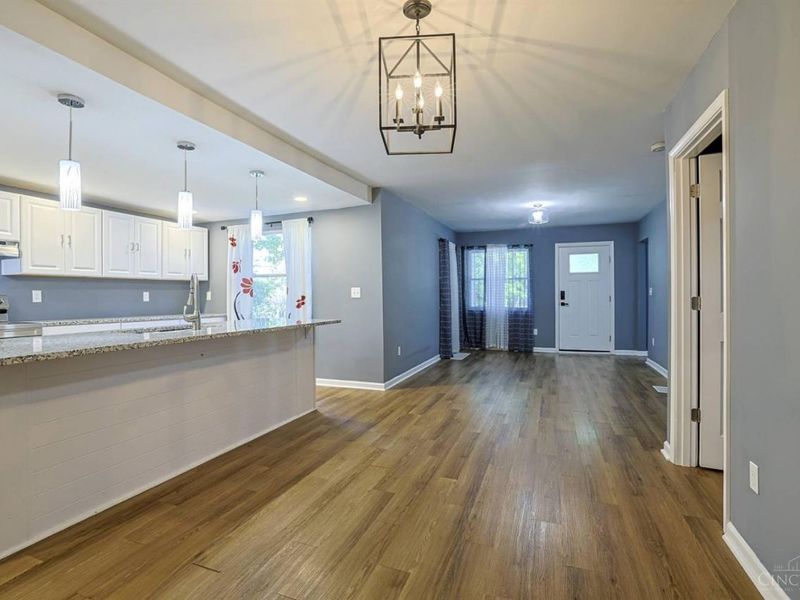 1277 Brushwood Avenue, Cincinnati, OH 45224 Photo 9