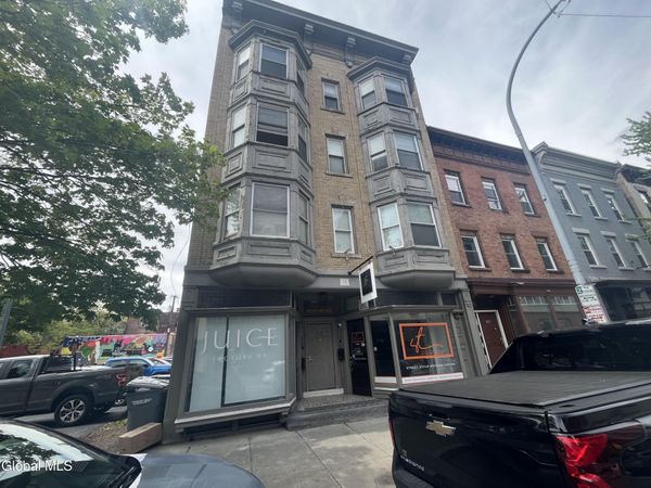 151 4th Street, Unit 3A, Troy, NY 12180