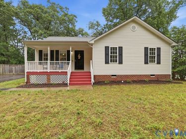 11641 Oak Road , Chester, VA 23831