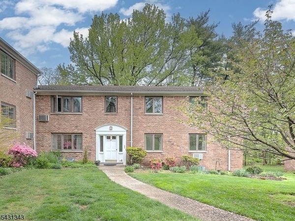 57 Troy Dr, Springfield, NJ 07081