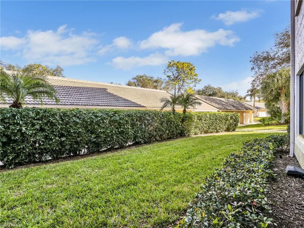 900 Arbor Lake Dr, Unit 9-103, Naples, FL 34110 Photo