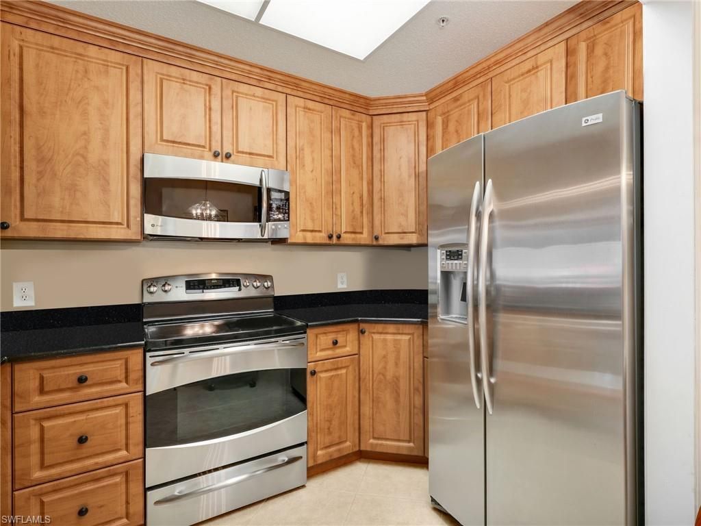 900 Arbor Lake Dr, Unit 9-103, Naples, FL 34110 Photo