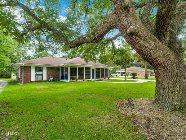 2513 Fairley Road, Gautier, MS 39553