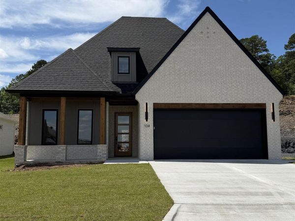 104 Mountain Brook Place, Little Rock, AR 72223