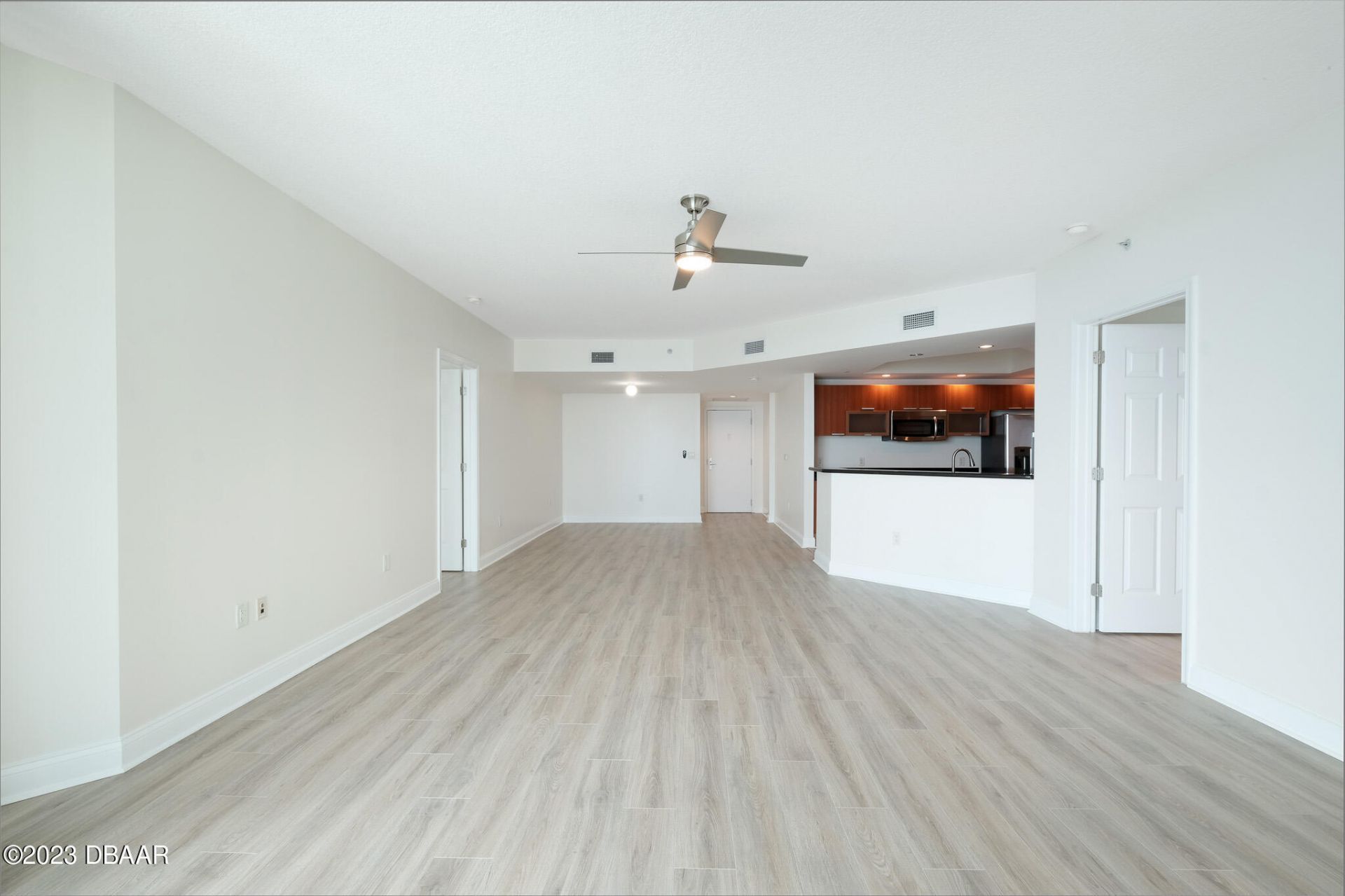 241 Riverside Drive, Unit 1006, Daytona Beach, FL 32117 Photo