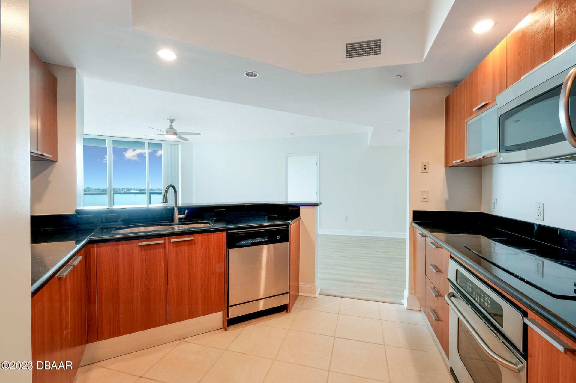 241 Riverside Drive, Unit 1006, Daytona Beach, FL 32117 Photo
