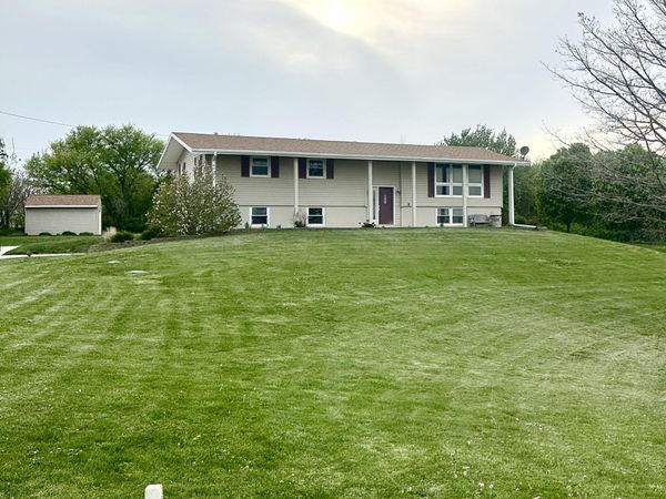 2607 Nelson Avenue, Otho, IA 50569