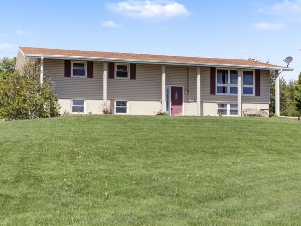 2607 Nelson Avenue, Otho, IA 50569
