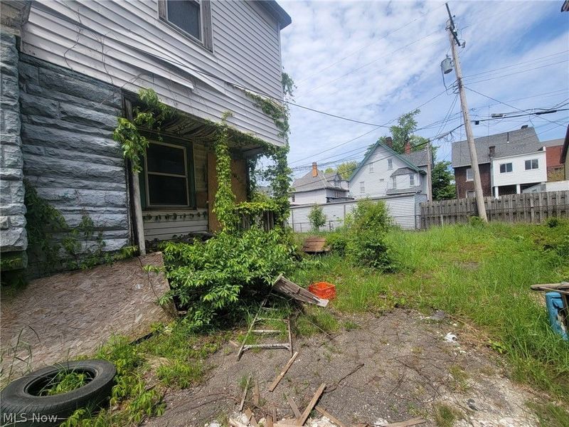 1737 Lakefront Avenue, East Cleveland, OH 44112 Photo 4