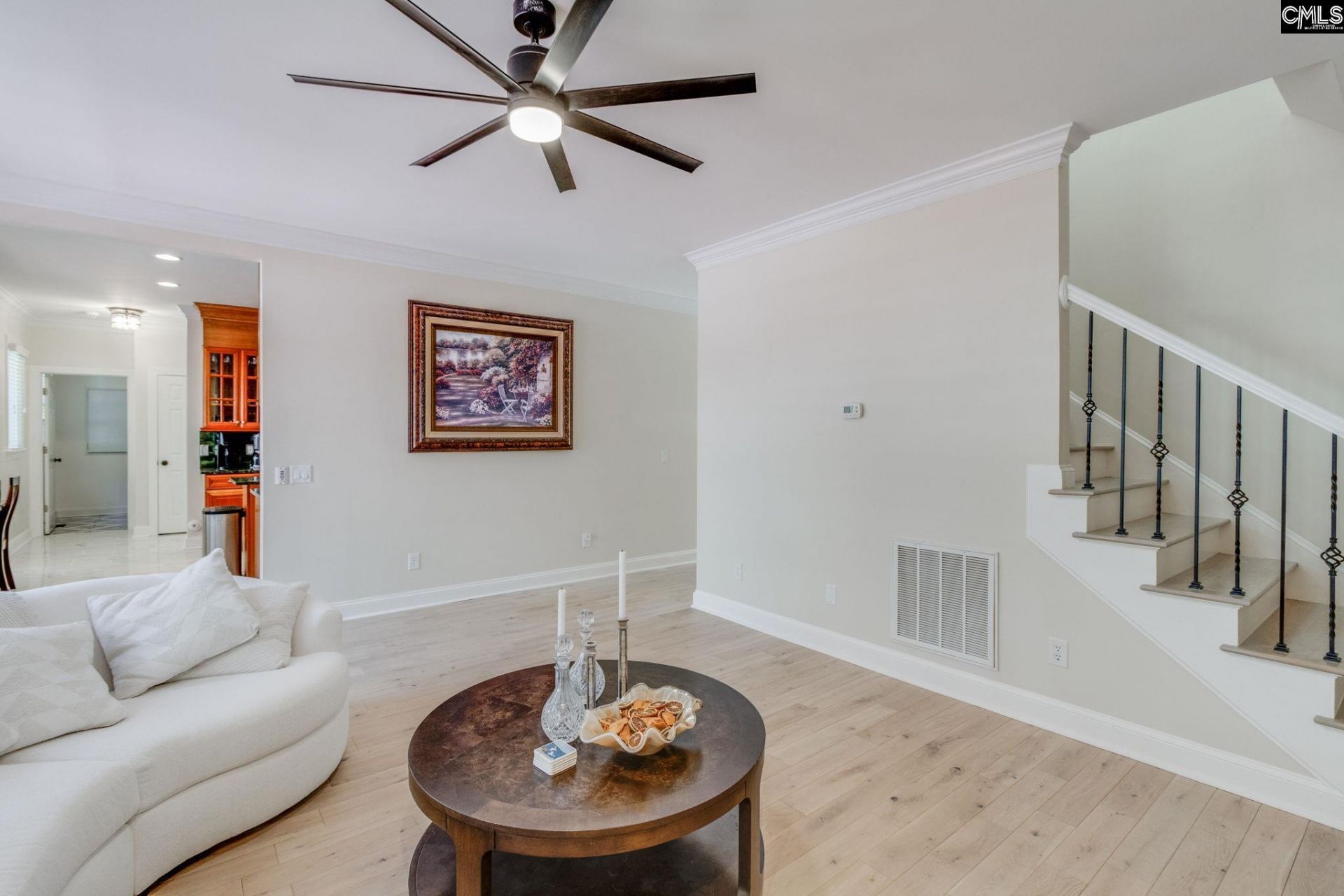 4 Holly Forest Court  Photo 18