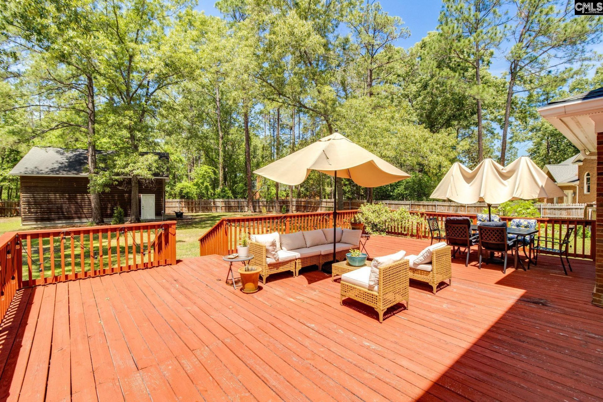 4 Holly Forest Court  Photo 38