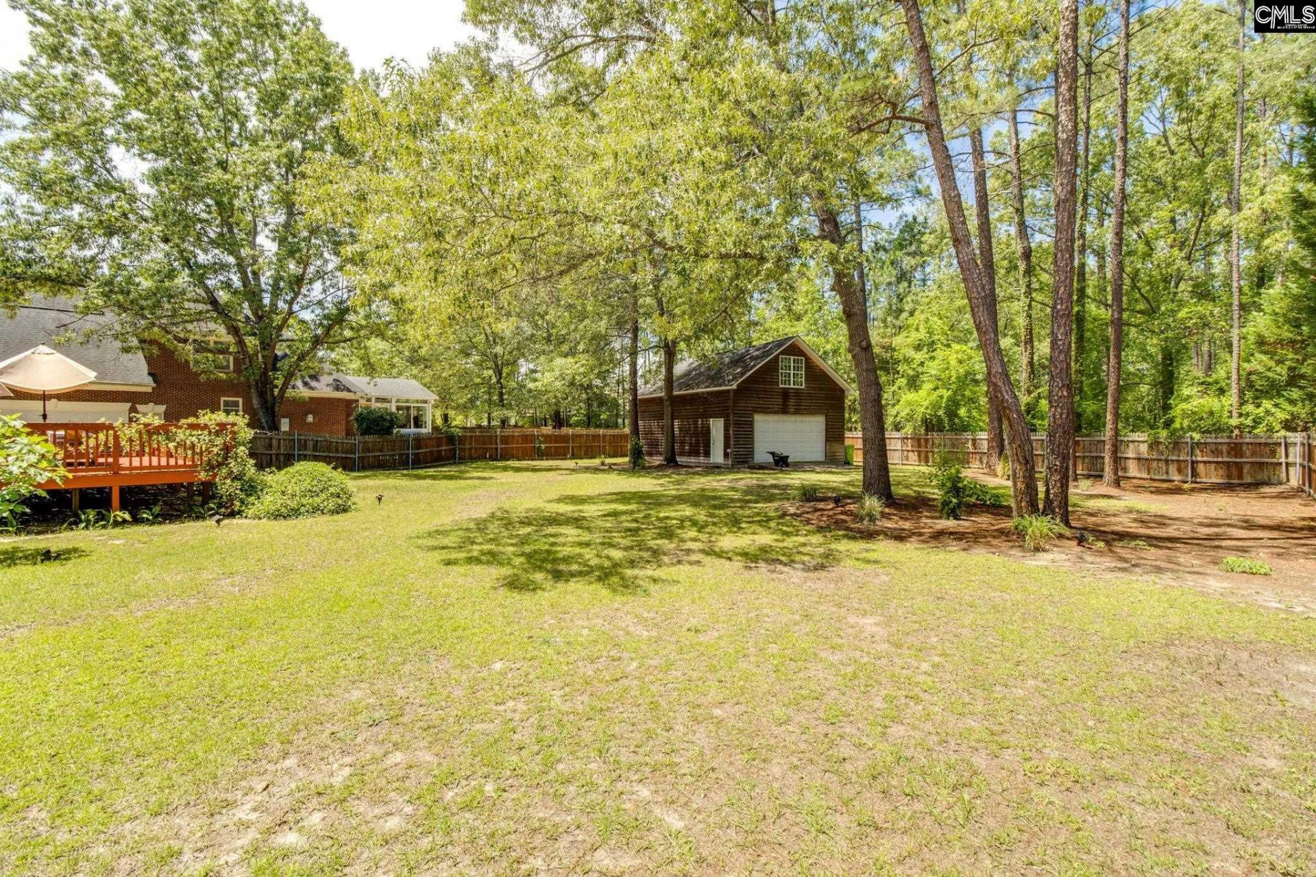 4 Holly Forest Court  Photo 40