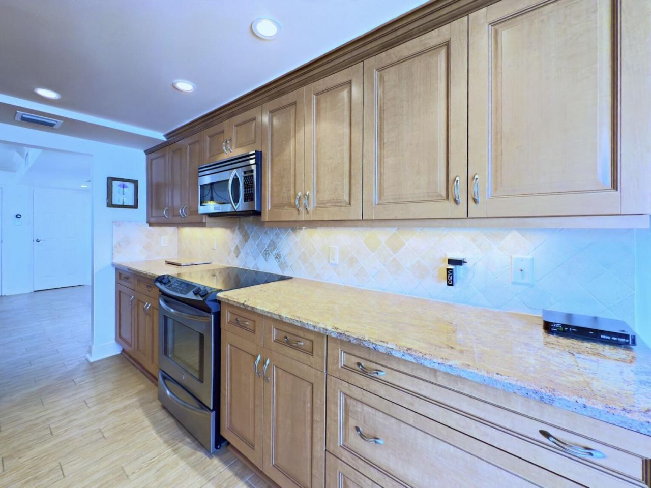 3546 S Ocean Boulevard, South Palm Beach, FL 33480 Photo