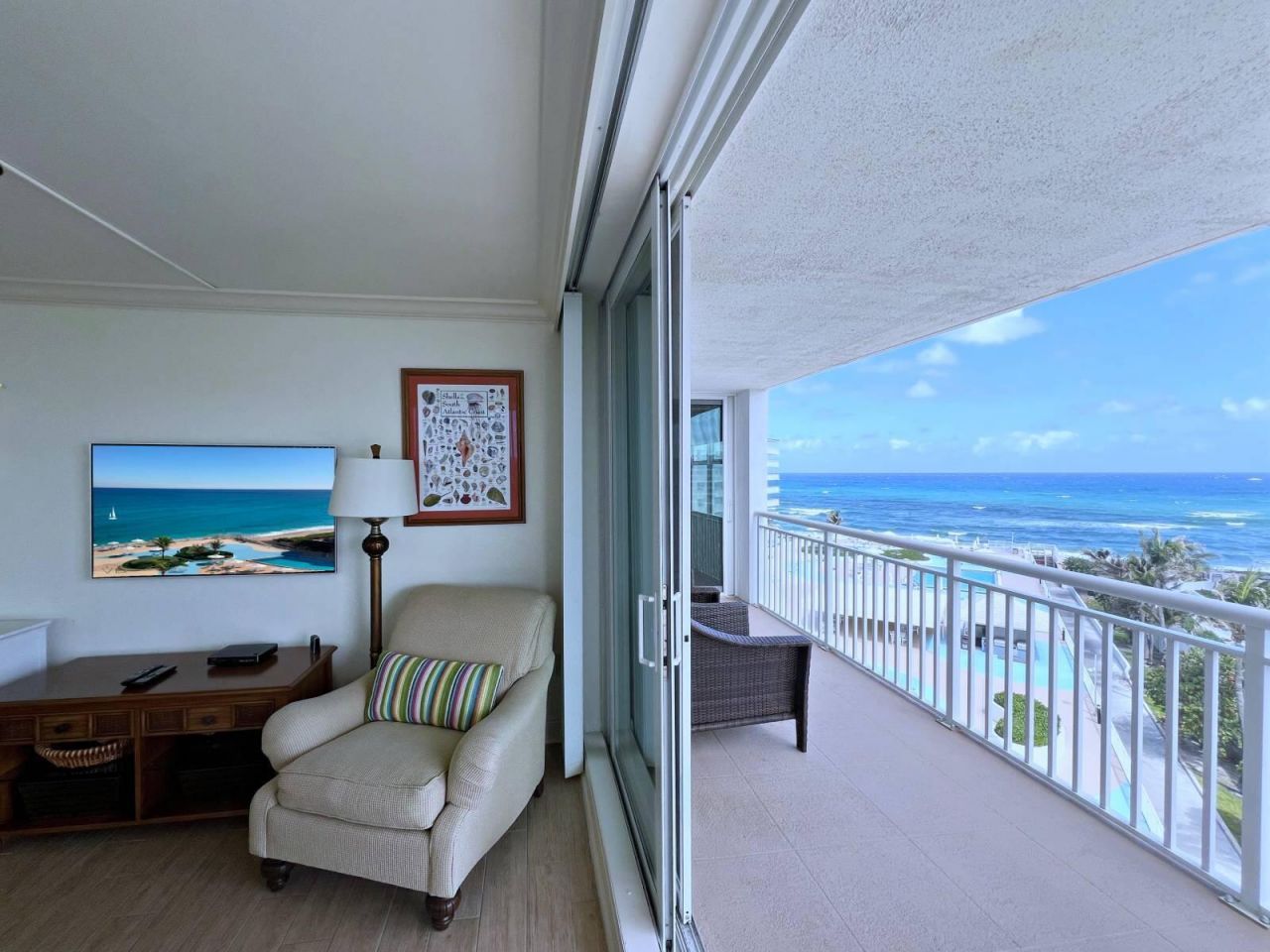 3546 S Ocean Boulevard, Unit 710, South Palm Beach, FL 33480 Photo