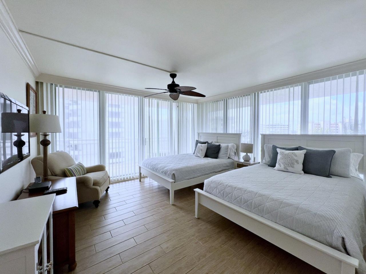3546 S Ocean Boulevard, South Palm Beach, FL 33480 Photo