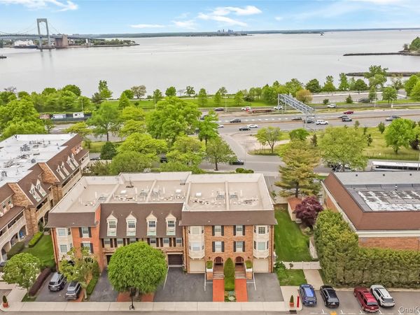 20725 Darren Drive , Unit 1804, Bayside, NY 11360