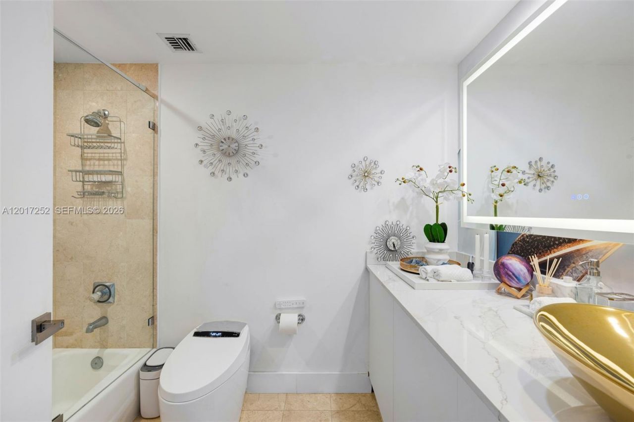 848 Brickell Key Dr , Unit 1601, Miami, FL 33131 Photo