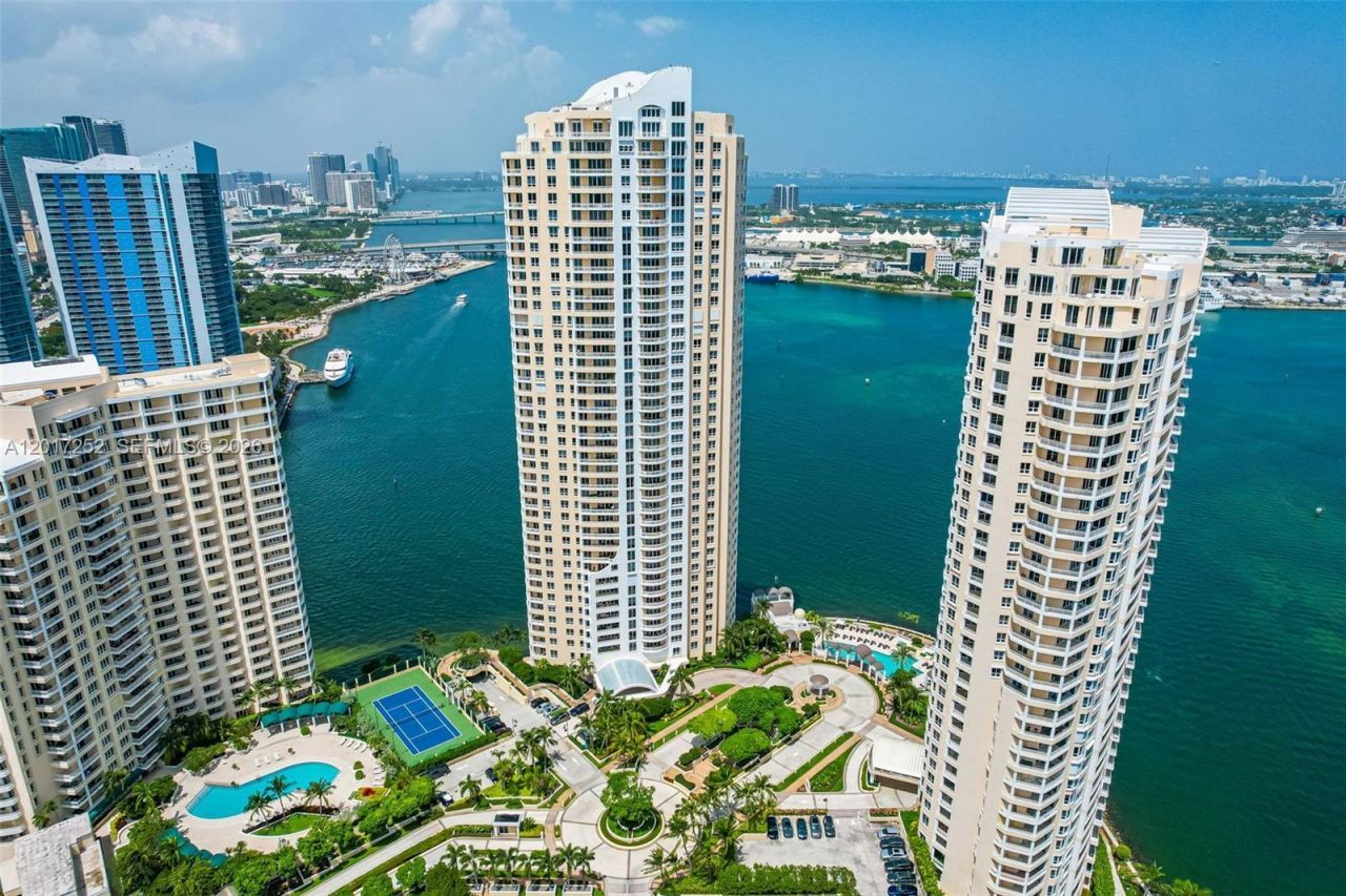 848 Brickell Key Dr , Unit 1601, Miami, FL 33131 Photo