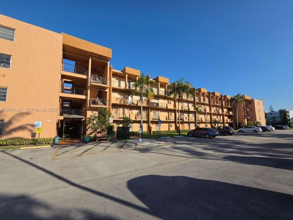 3050 E Sunrise Lakes Dr , Unit 402, Sunrise, FL 33322