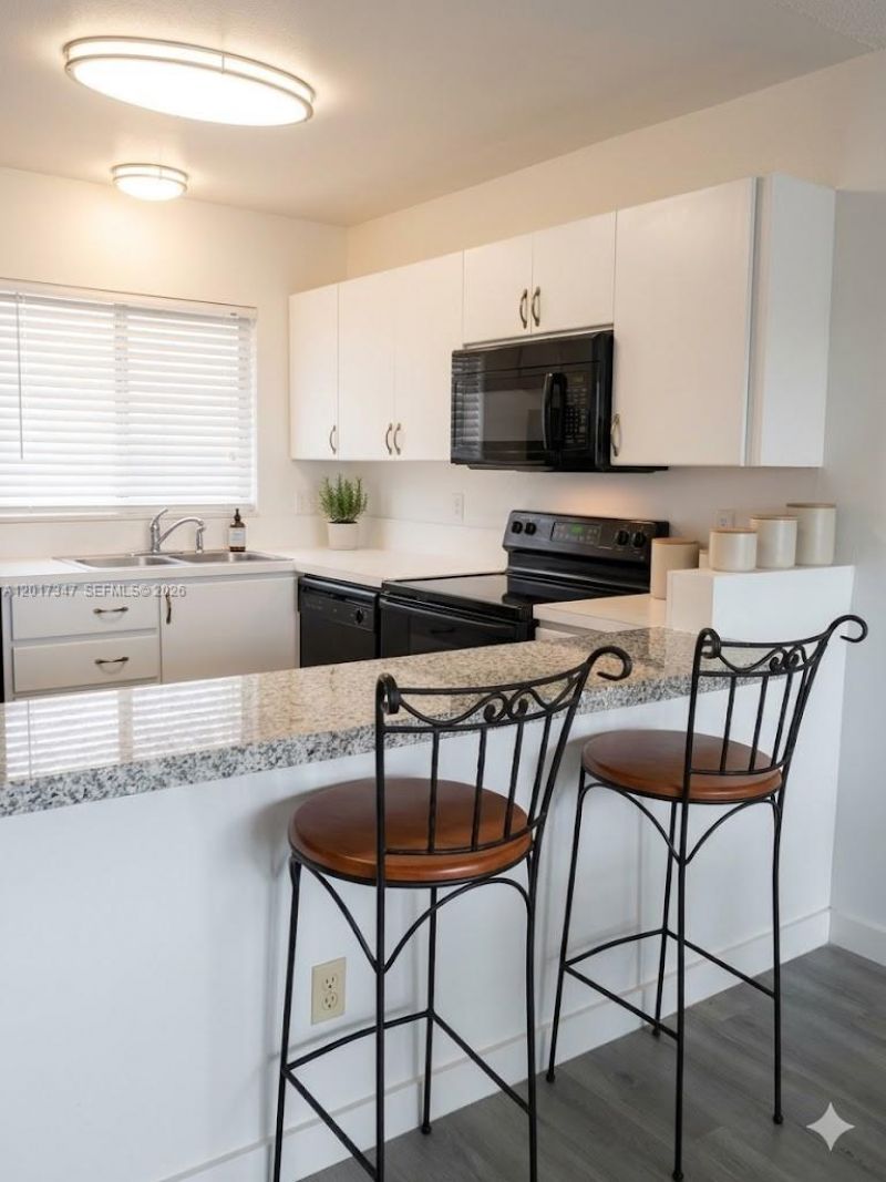 3050 E Sunrise Lakes Dr, Unit 402, Sunrise, FL 33322 Photo
