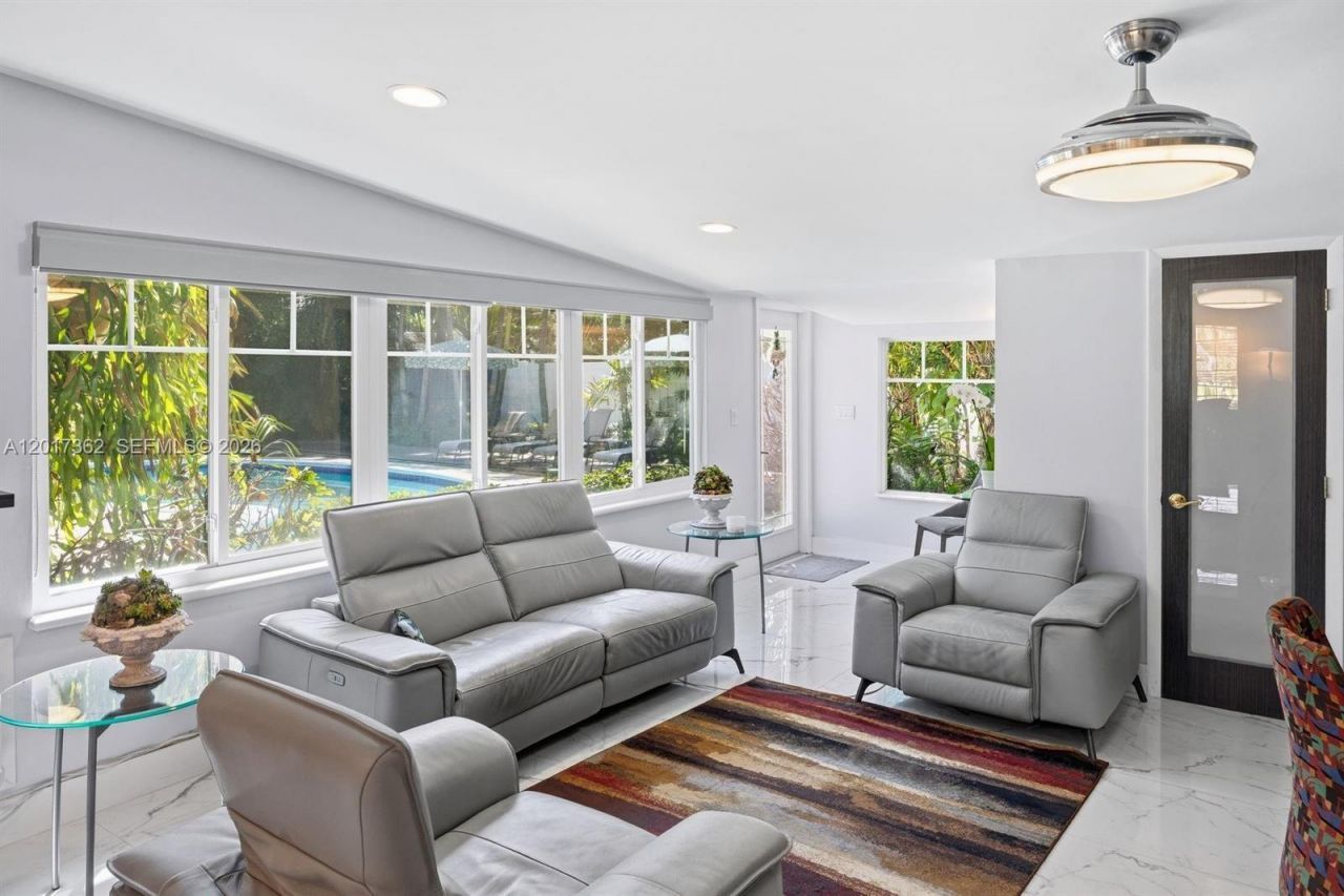 2624 NE 30th St , Fort Lauderdale, FL 33306 Photo