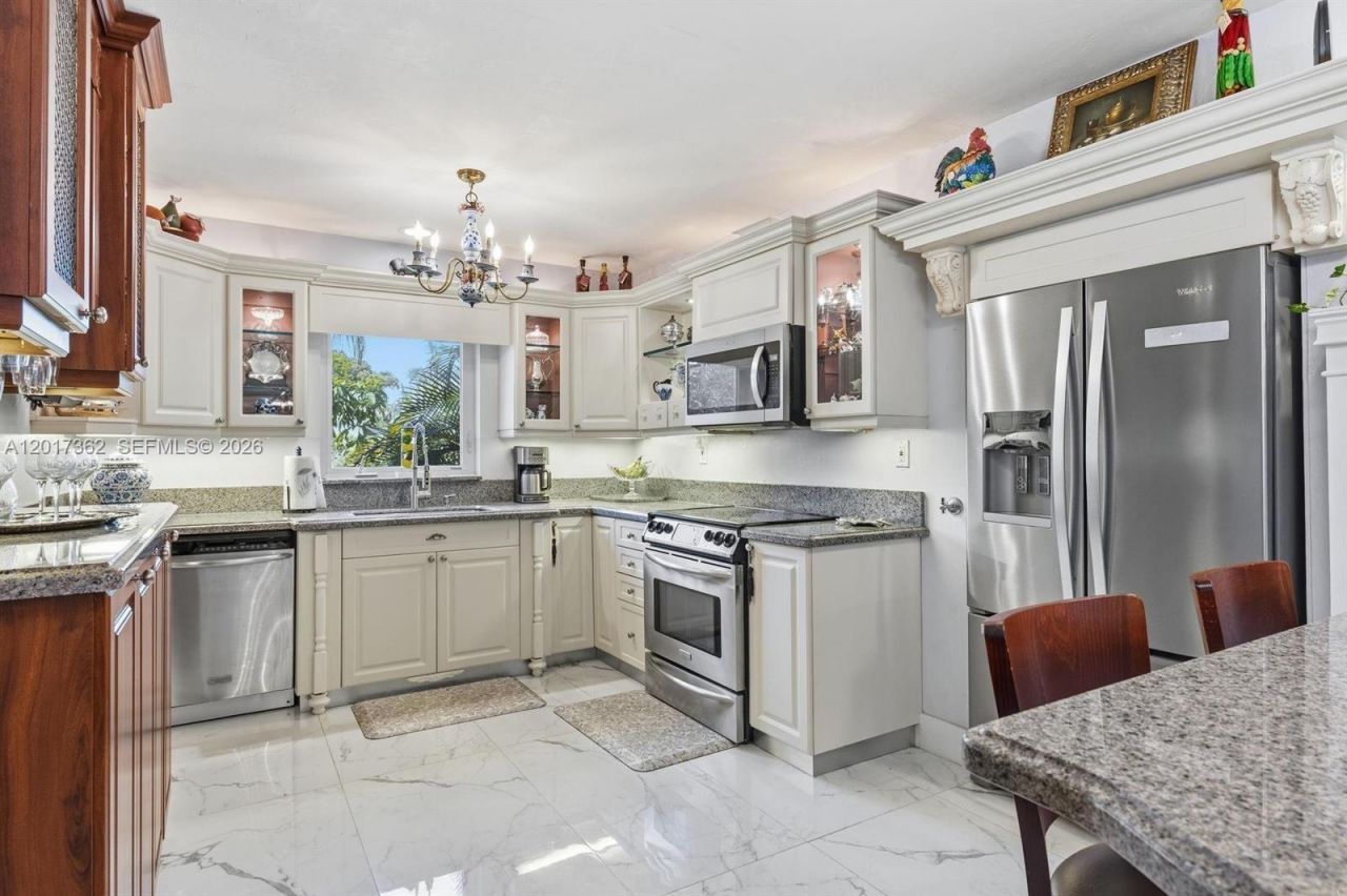 2624 NE 30th St , Fort Lauderdale, FL 33306 Photo