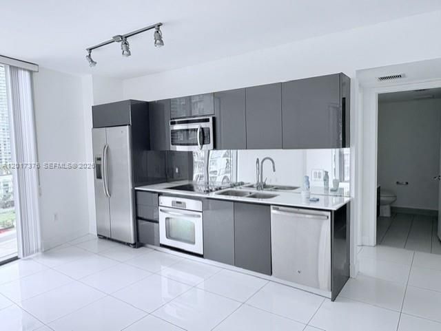 31 SE 6th St , Unit 2001, Miami, FL 33131 Photo