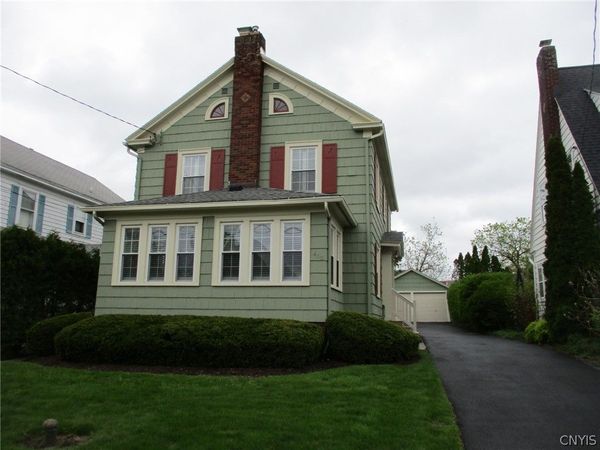 460 Brattle Road , Syracuse, NY 13203