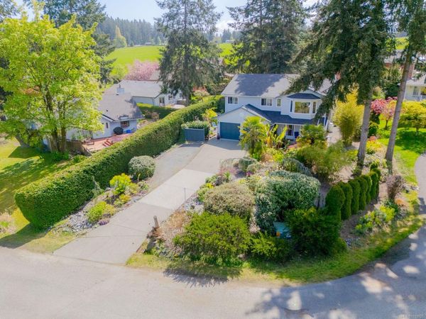 1345 Garrett Pl , Cowichan Bay, BC V0R 1N2